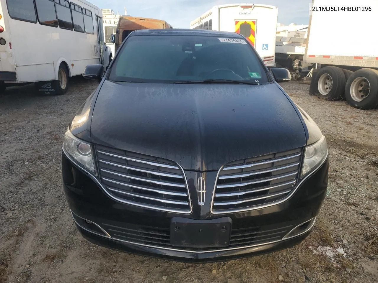 2017 Lincoln Mkt VIN: 2L1MJ5LT4HBL01296 Lot: 77434384