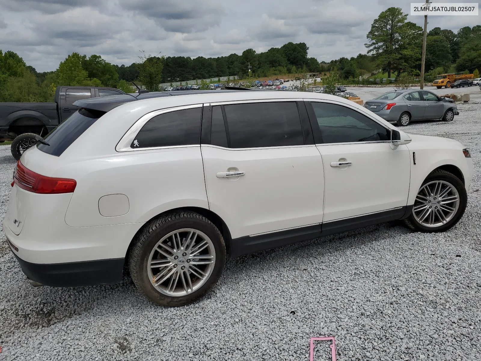 2018 Lincoln Mkt VIN: 2LMHJ5AT0JBL02507 Lot: 68810004