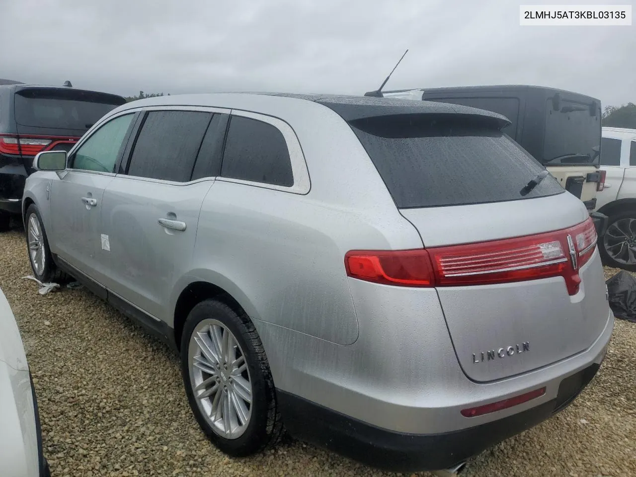 2019 Lincoln Mkt VIN: 2LMHJ5AT3KBL03135 Lot: 74049694