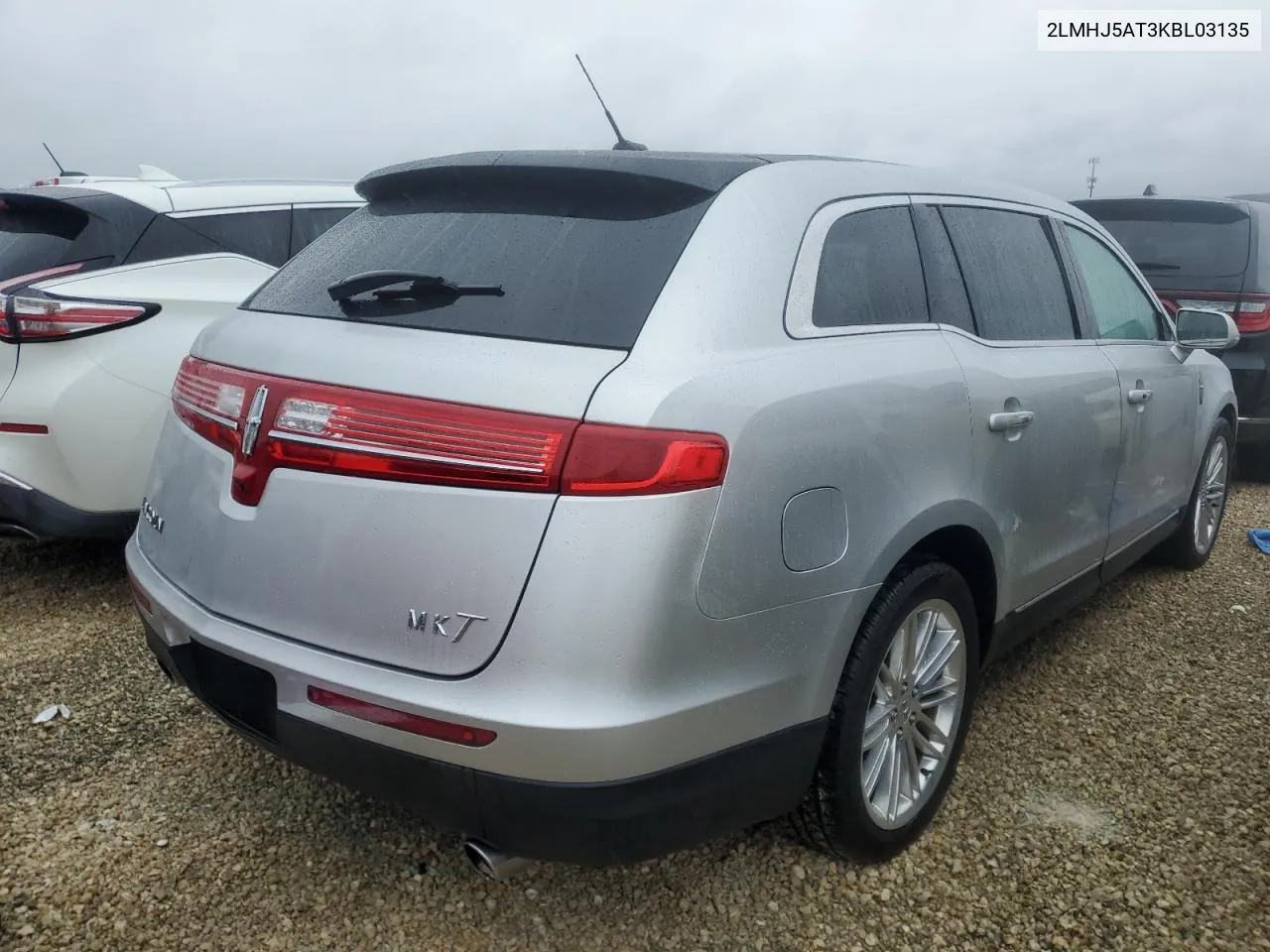 2019 Lincoln Mkt VIN: 2LMHJ5AT3KBL03135 Lot: 74049694