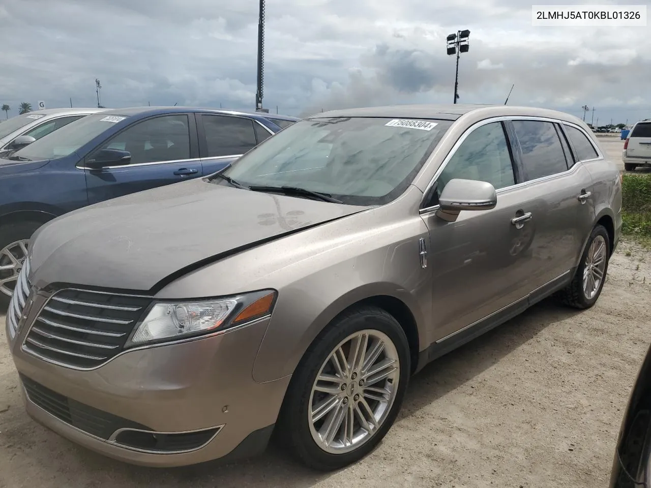 2LMHJ5AT0KBL01326 2019 Lincoln Mkt