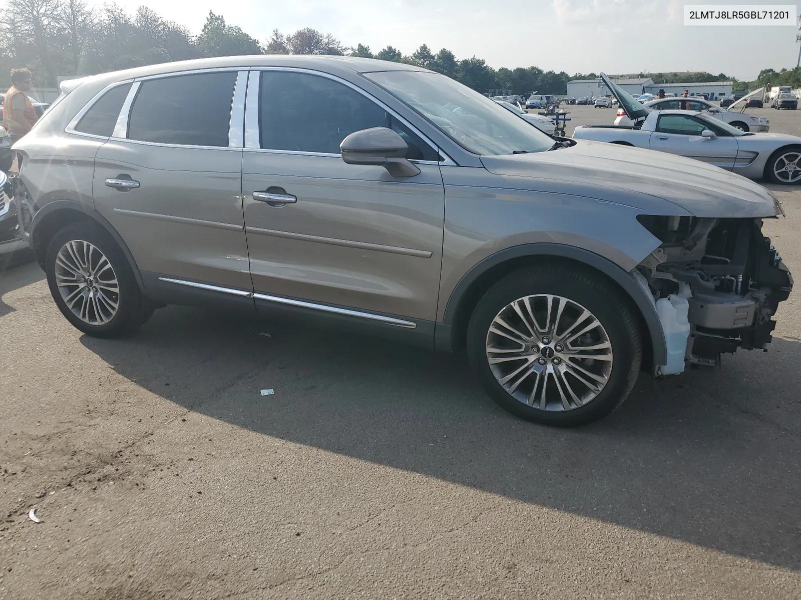 2LMTJ8LR5GBL71201 2016 Lincoln Mkx Reserve