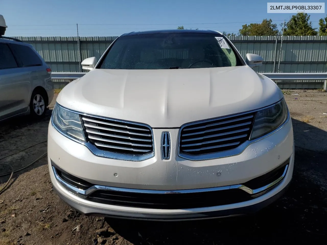 2LMTJ8LP9GBL33307 2016 Lincoln Mkx Reserve