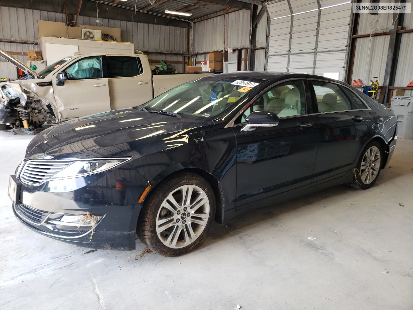 2014 Lincoln Mkz VIN: 3LN6L2G98ER825479 Lot: 62664684