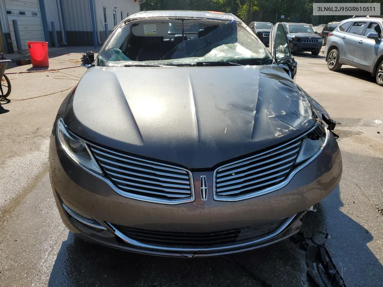 2016 Lincoln Mkz VIN: 3LN6L2J95GR610511 Lot: 70985274