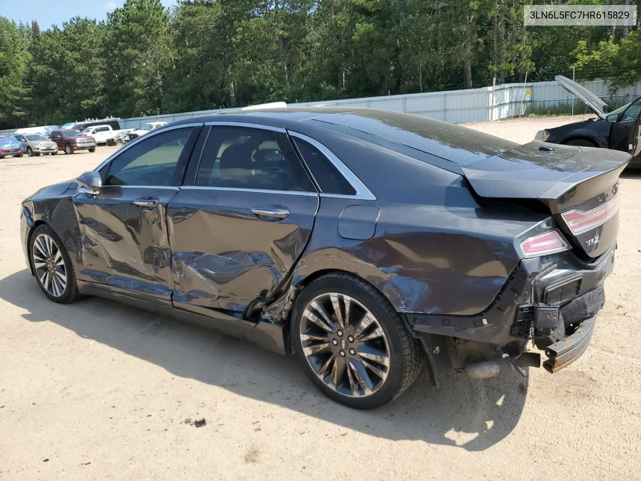 3LN6L5FC7HR615829 2017 Lincoln Mkz Reserve