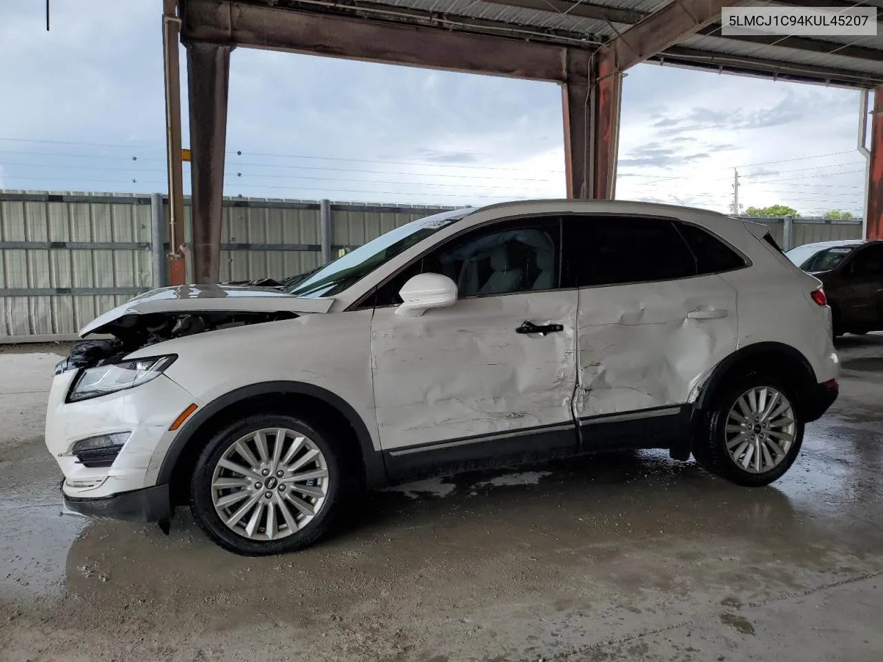 5LMCJ1C94KUL45207 2019 Lincoln Mkc