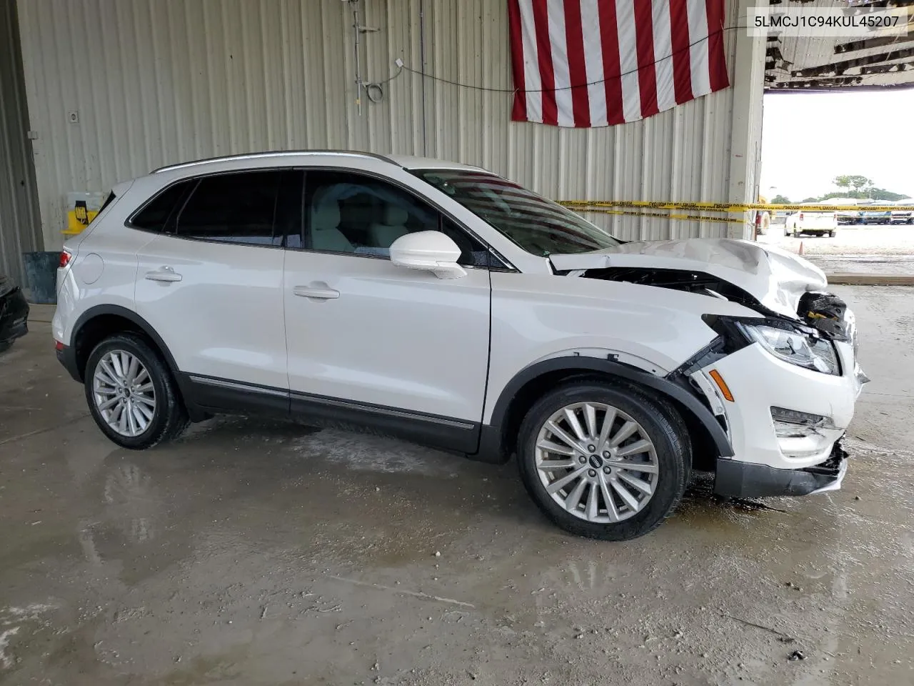 5LMCJ1C94KUL45207 2019 Lincoln Mkc