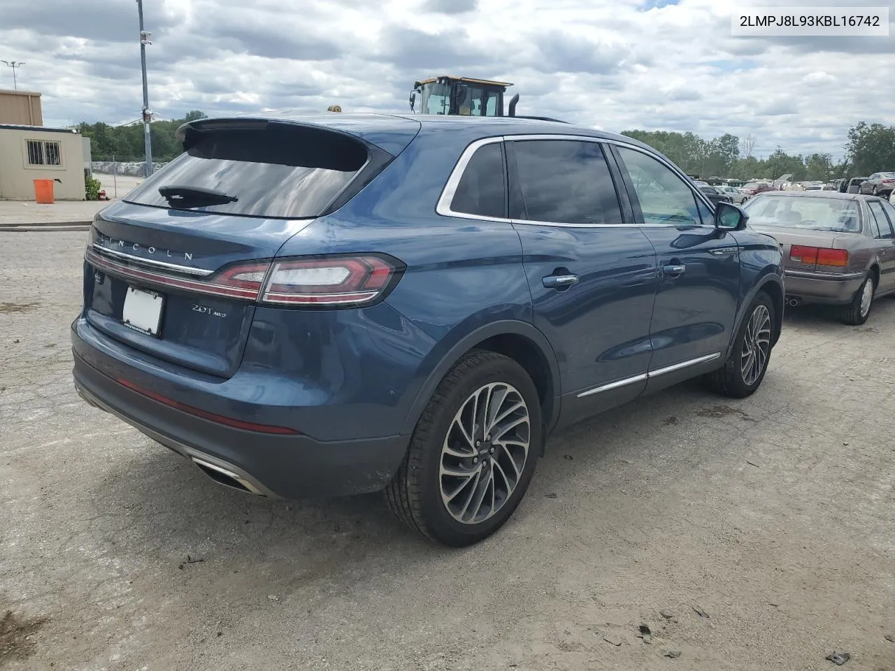 2LMPJ8L93KBL16742 2019 Lincoln Nautilus Reserve