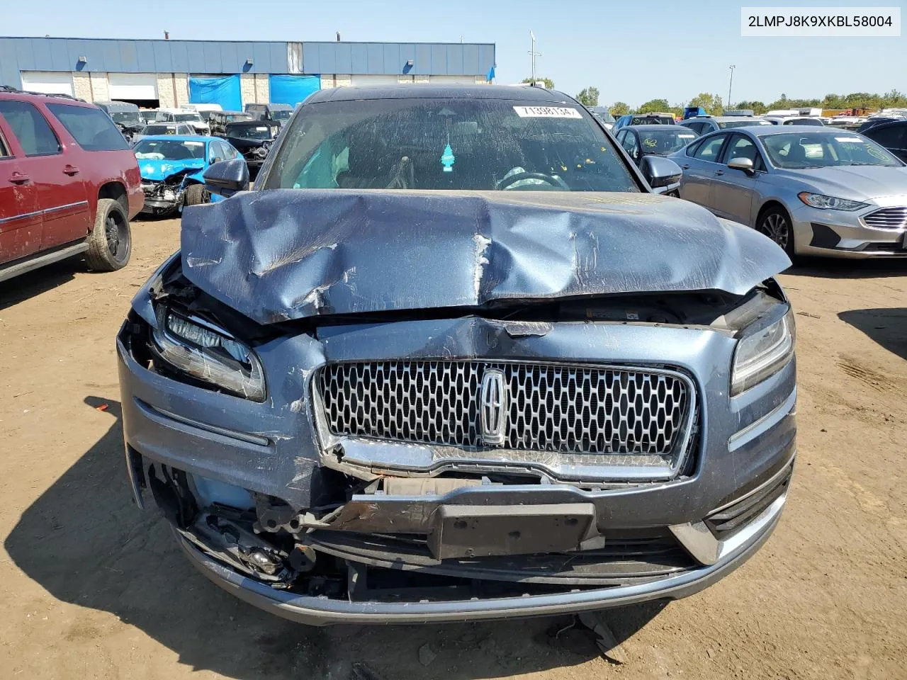 2LMPJ8K9XKBL58004 2019 Lincoln Nautilus Select