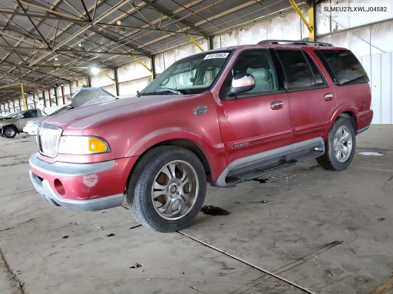 1998 Lincoln Navigator VIN: 5LMEU27LXWLJ04582 Lot: 81878963