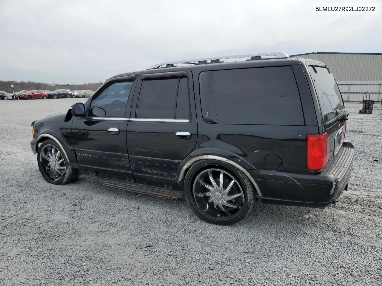 5LMEU27R92LJ02272 2002 Lincoln Navigator