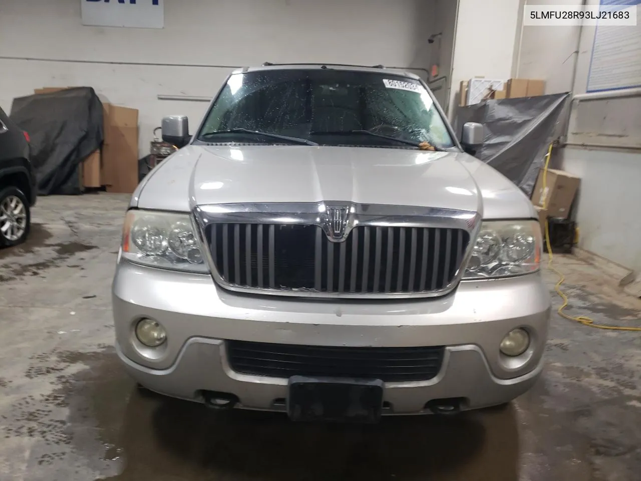 2003 Lincoln Navigator VIN: 5LMFU28R93LJ21683 Lot: 80152034