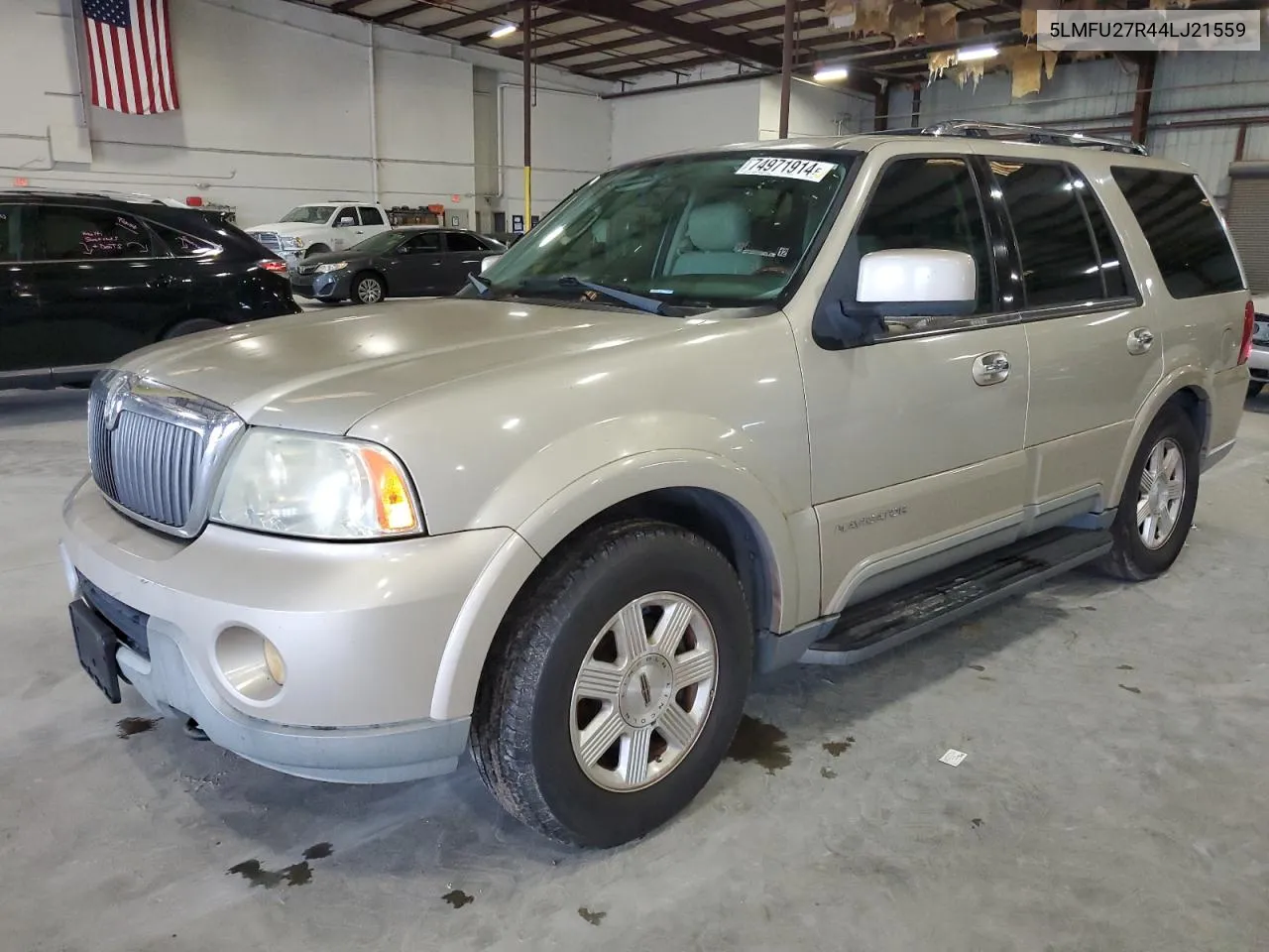 5LMFU27R44LJ21559 2004 Lincoln Navigator