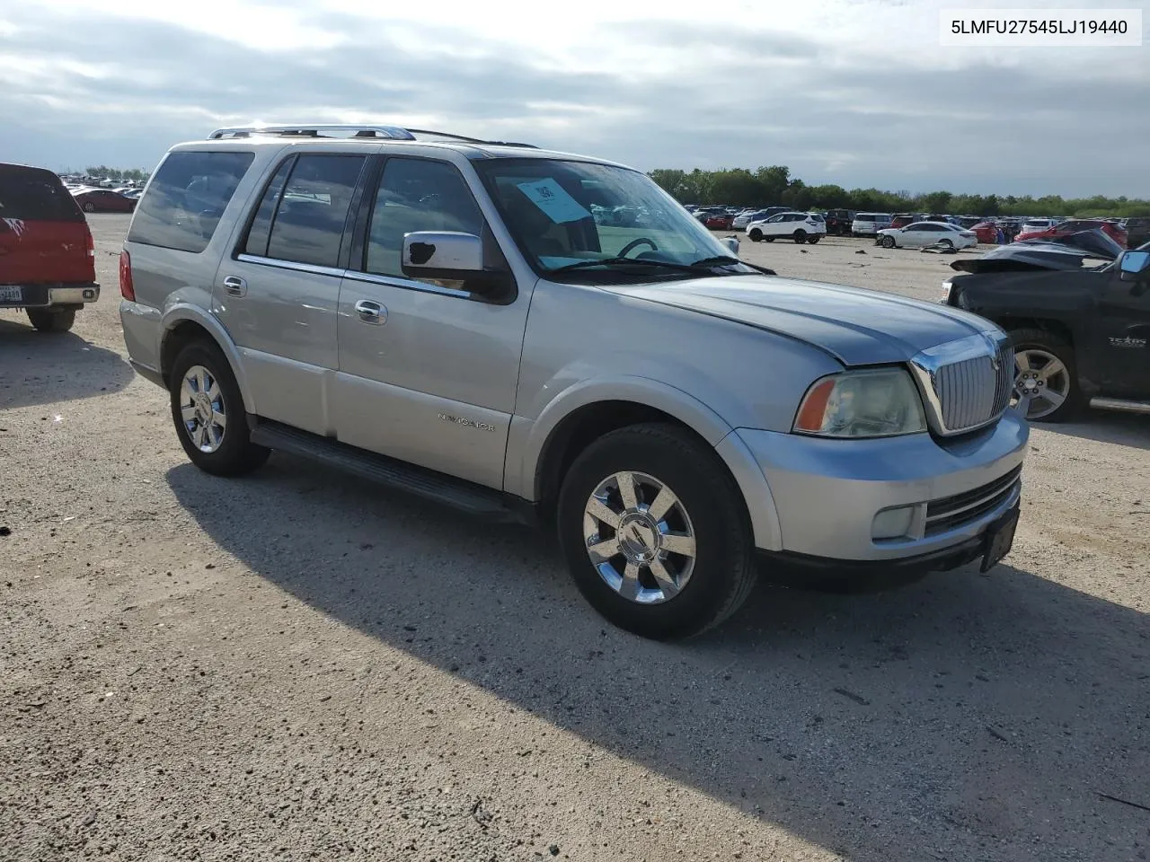 5LMFU27545LJ19440 2005 Lincoln Navigator