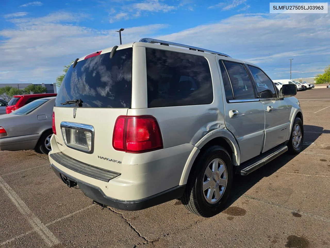 2005 Lincoln Navigator VIN: 5LMFU27505LJ03963 Lot: 74637264