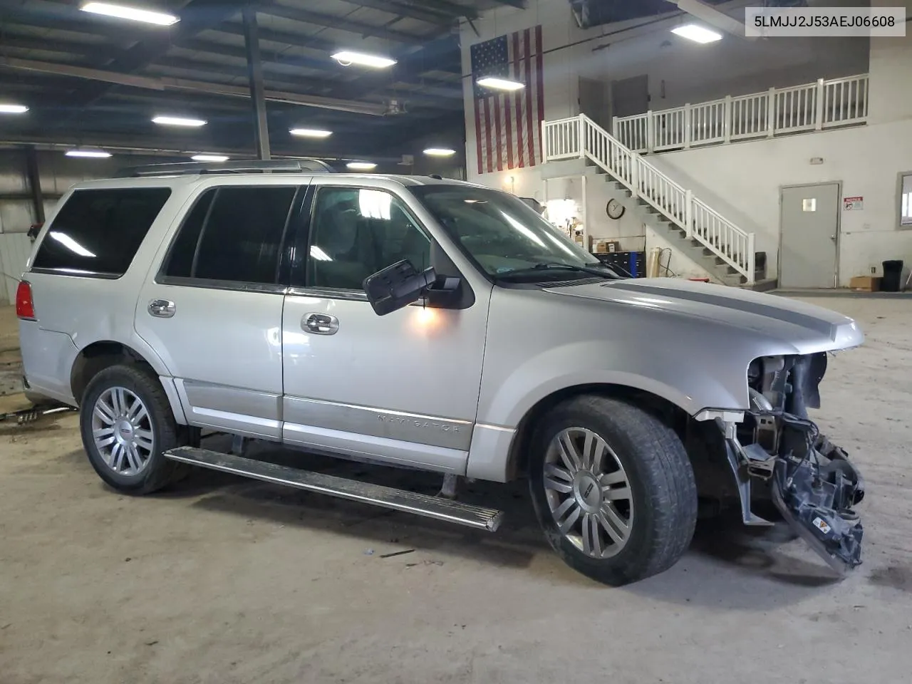 5LMJJ2J53AEJ06608 2010 Lincoln Navigator