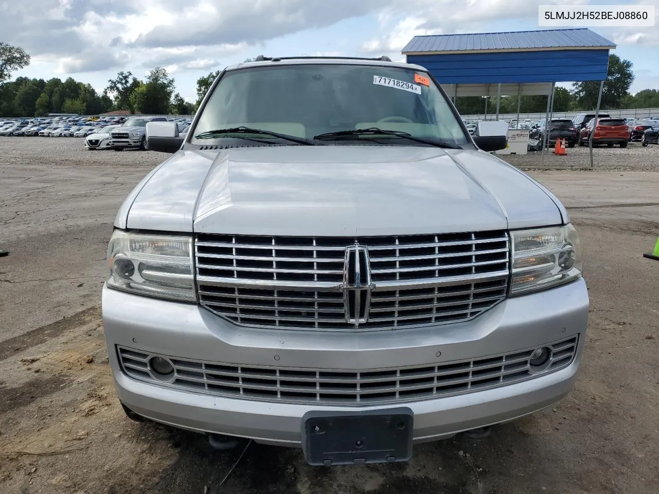 5LMJJ2H52BEJ08860 2011 Lincoln Navigator