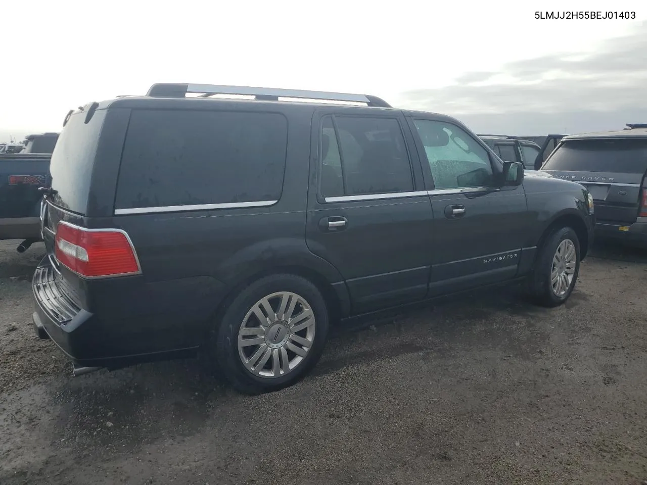 2011 Lincoln Navigator VIN: 5LMJJ2H55BEJ01403 Lot: 76155574