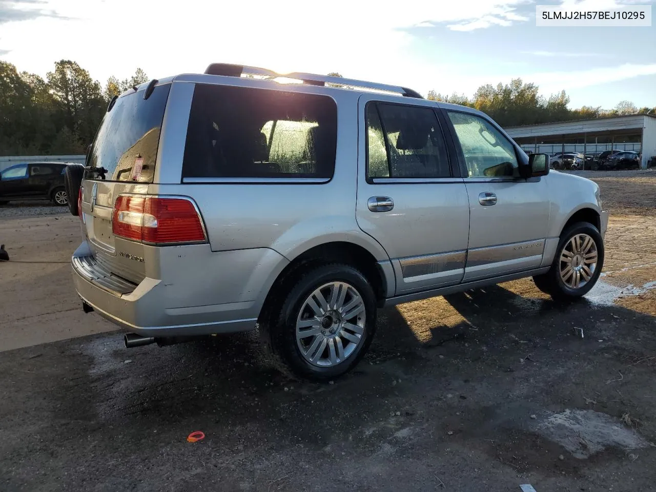 2011 Lincoln Navigator VIN: 5LMJJ2H57BEJ10295 Lot: 80073694