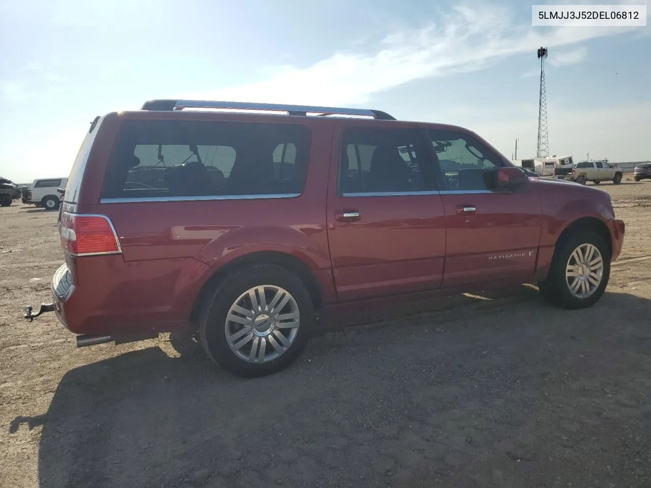 5LMJJ3J52DEL06812 2013 Lincoln Navigator L