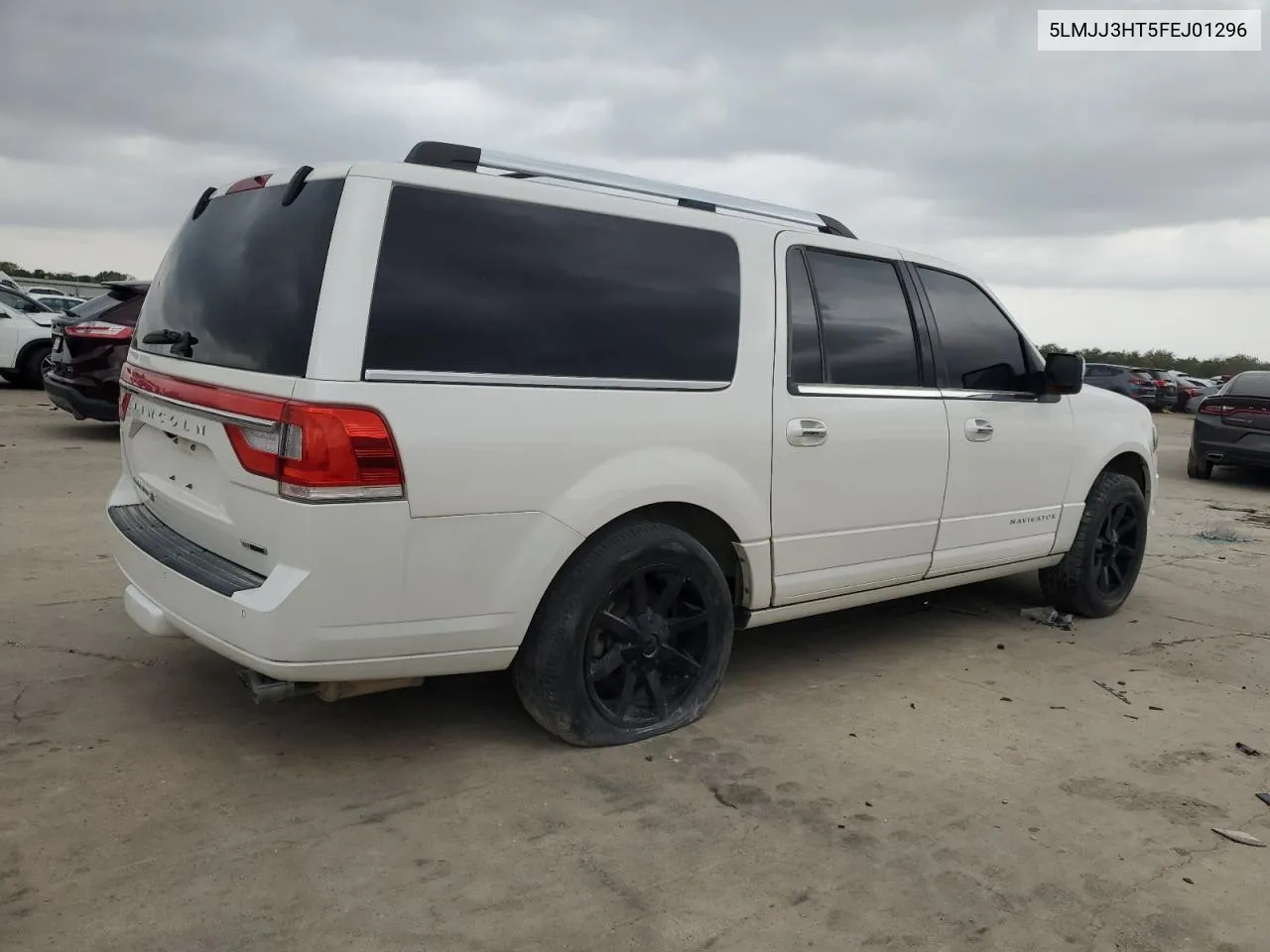 5LMJJ3HT5FEJ01296 2015 Lincoln Navigator L