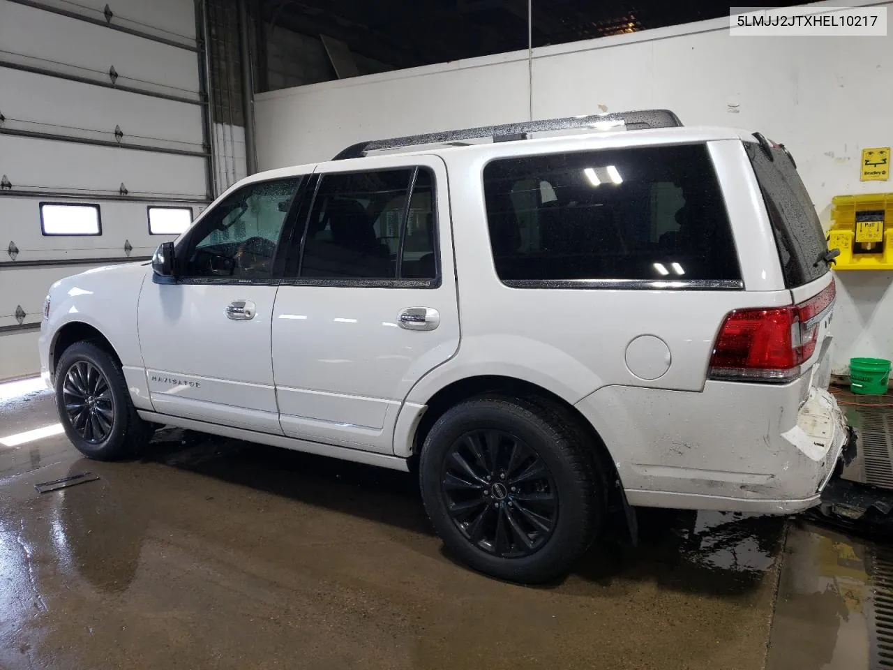 2017 Lincoln Navigator Select VIN: 5LMJJ2JTXHEL10217 Lot: 73223324