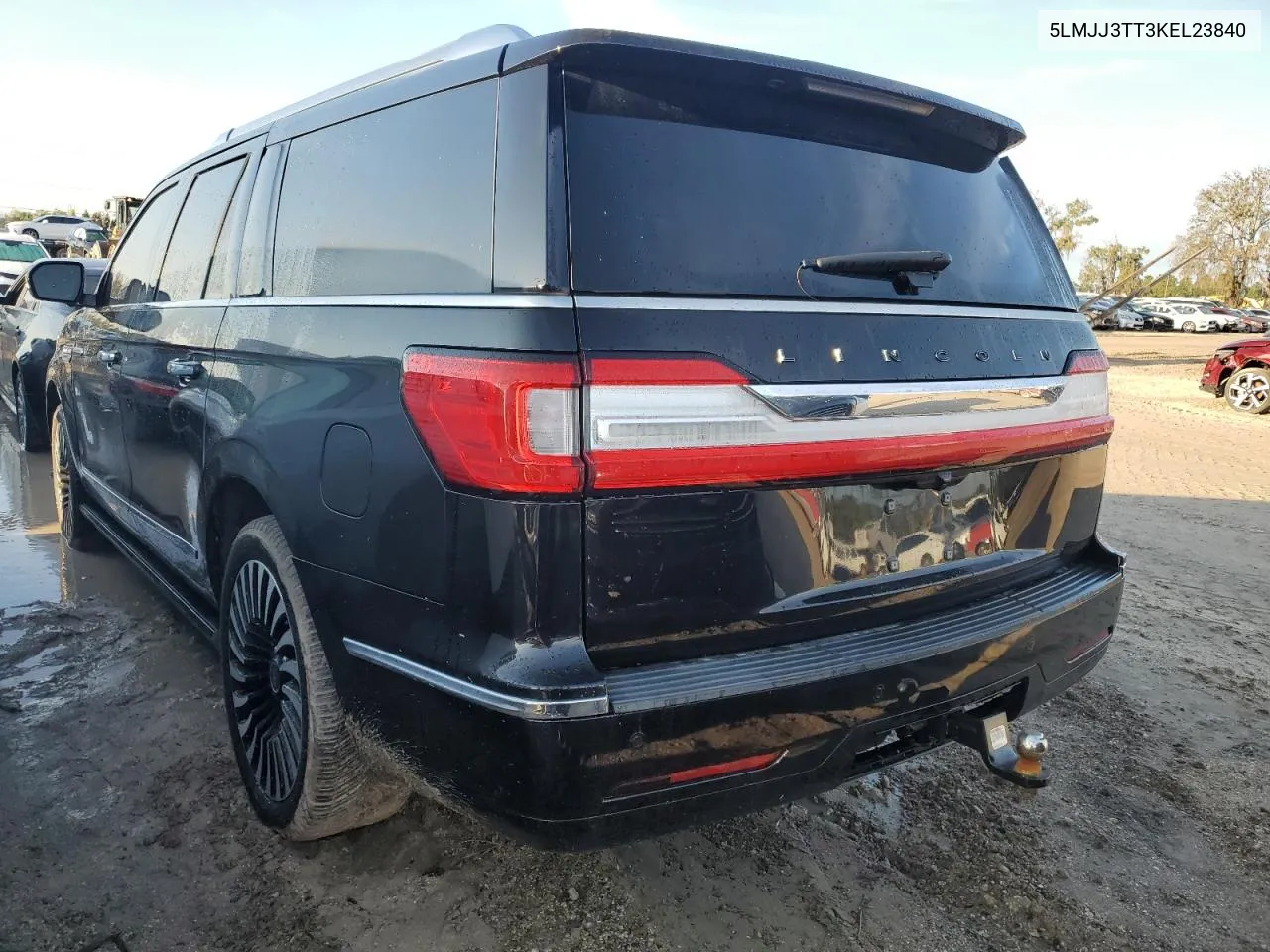 2019 Lincoln Navigator L Black Label VIN: 5LMJJ3TT3KEL23840 Lot: 73928244