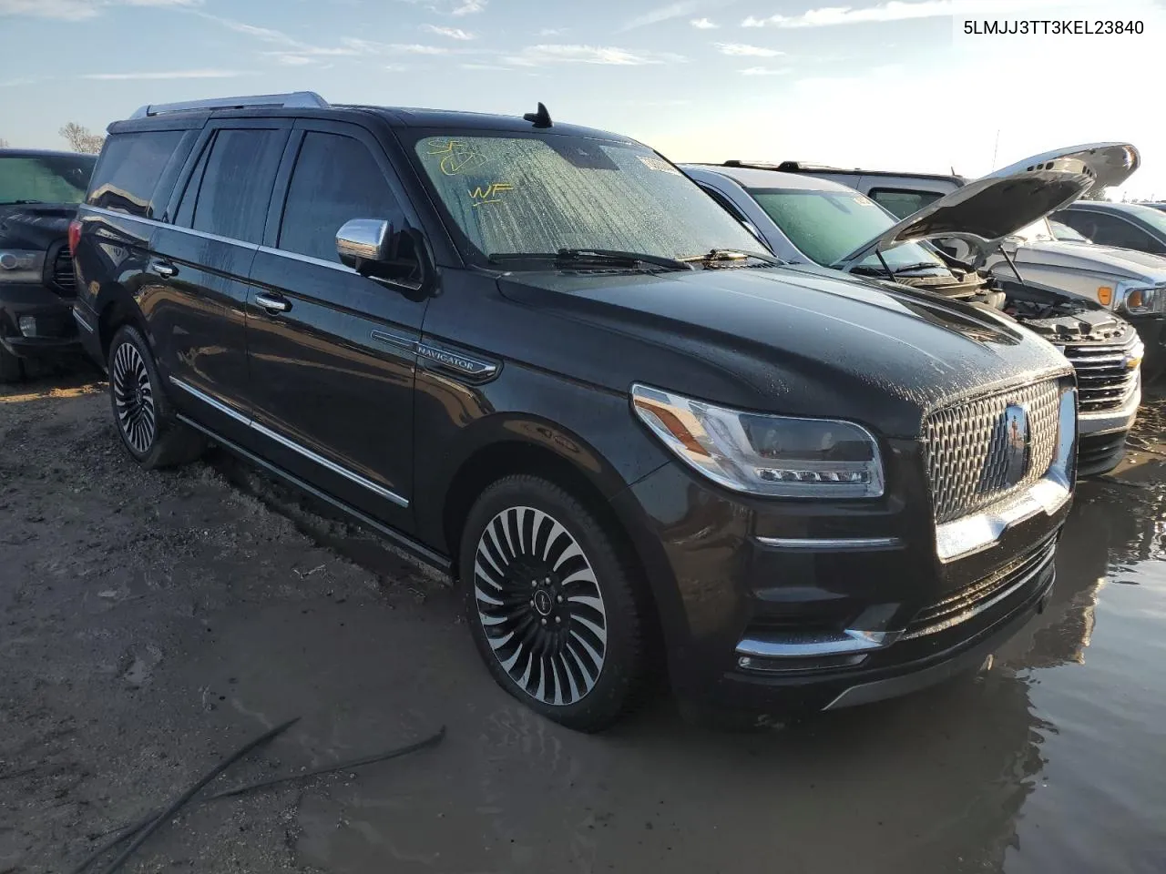 2019 Lincoln Navigator L Black Label VIN: 5LMJJ3TT3KEL23840 Lot: 73928244