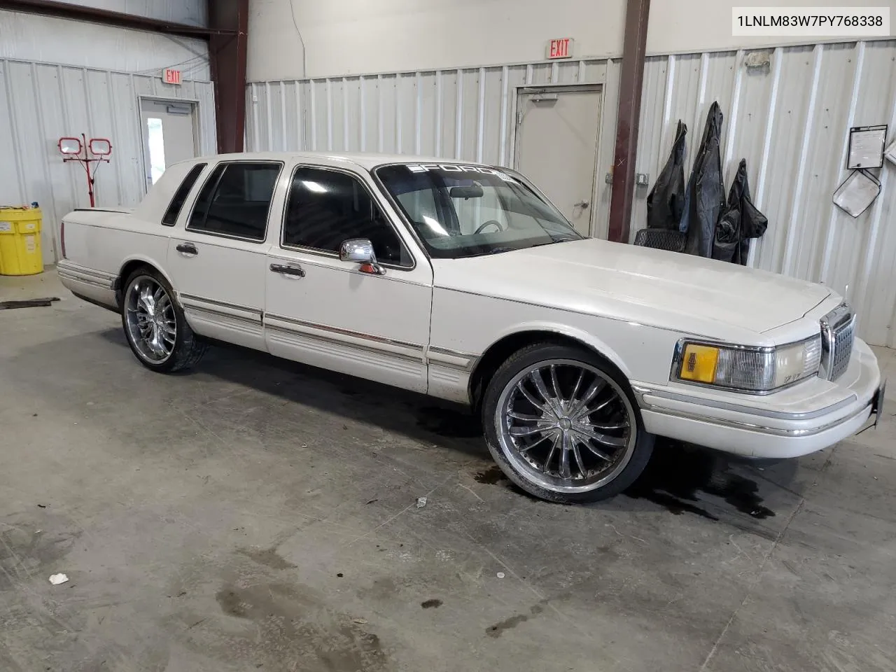 1993 Lincoln Town Car Cartier VIN: 1LNLM83W7PY768338 Lot: 63324824