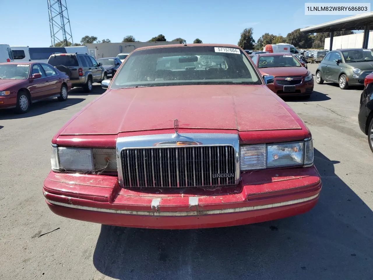 1LNLM82W8RY686803 1994 Lincoln Town Car Signature