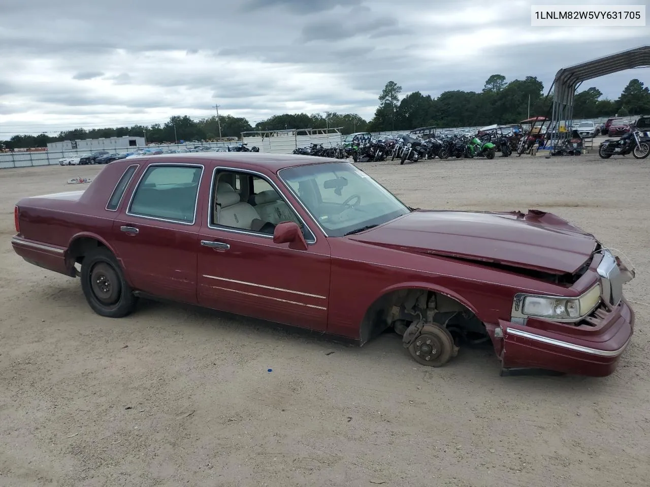 1997 Lincoln Town Car Signature VIN: 1LNLM82W5VY631705 Lot: 70229974