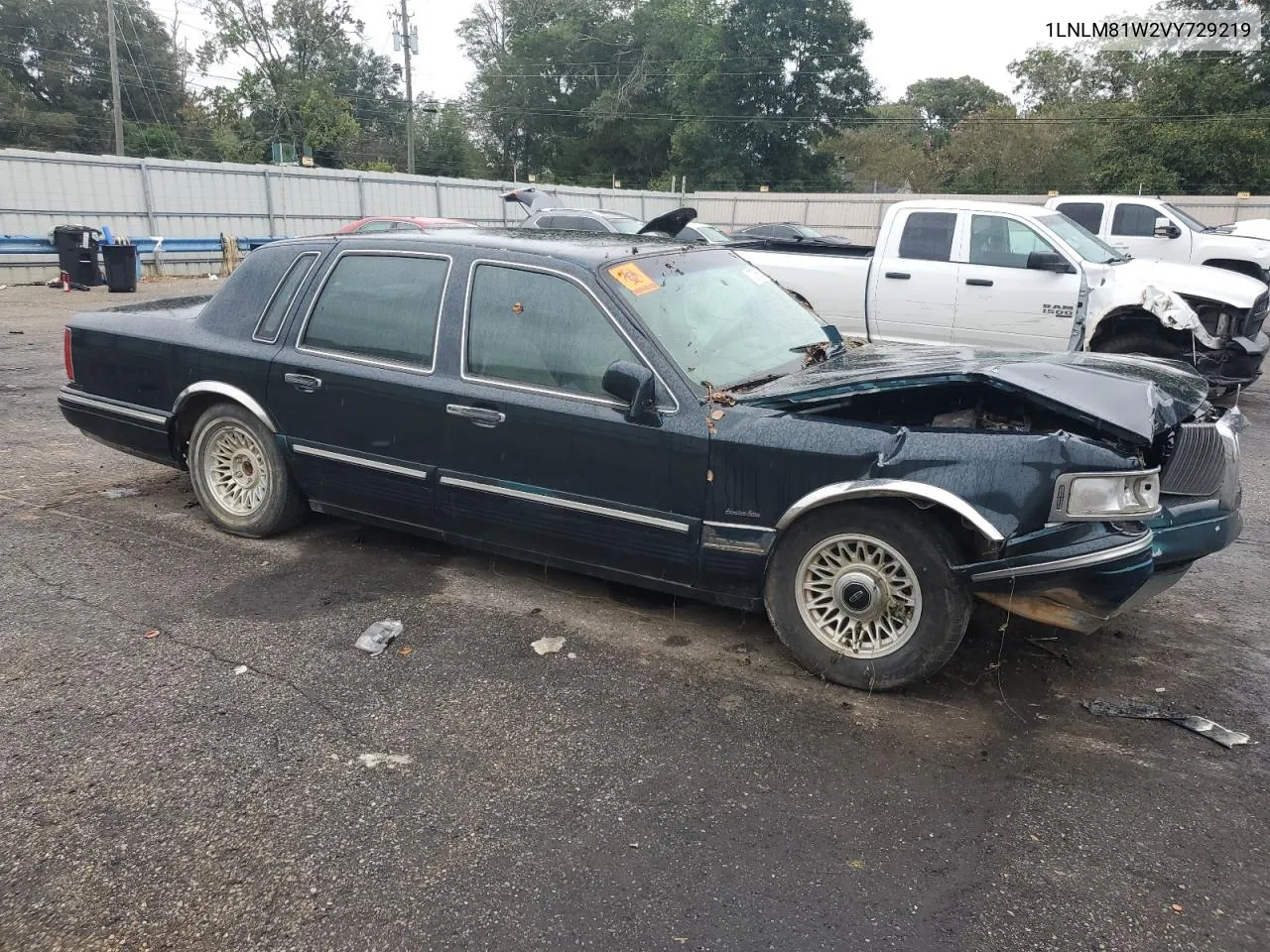 1997 Lincoln Town Car Executive VIN: 1LNLM81W2VY729219 Lot: 70766054