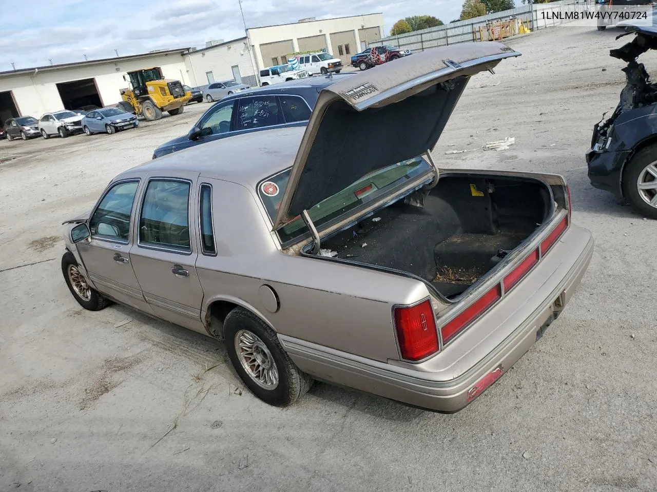 1997 Lincoln Town Car Executive VIN: 1LNLM81W4VY740724 Lot: 71212153