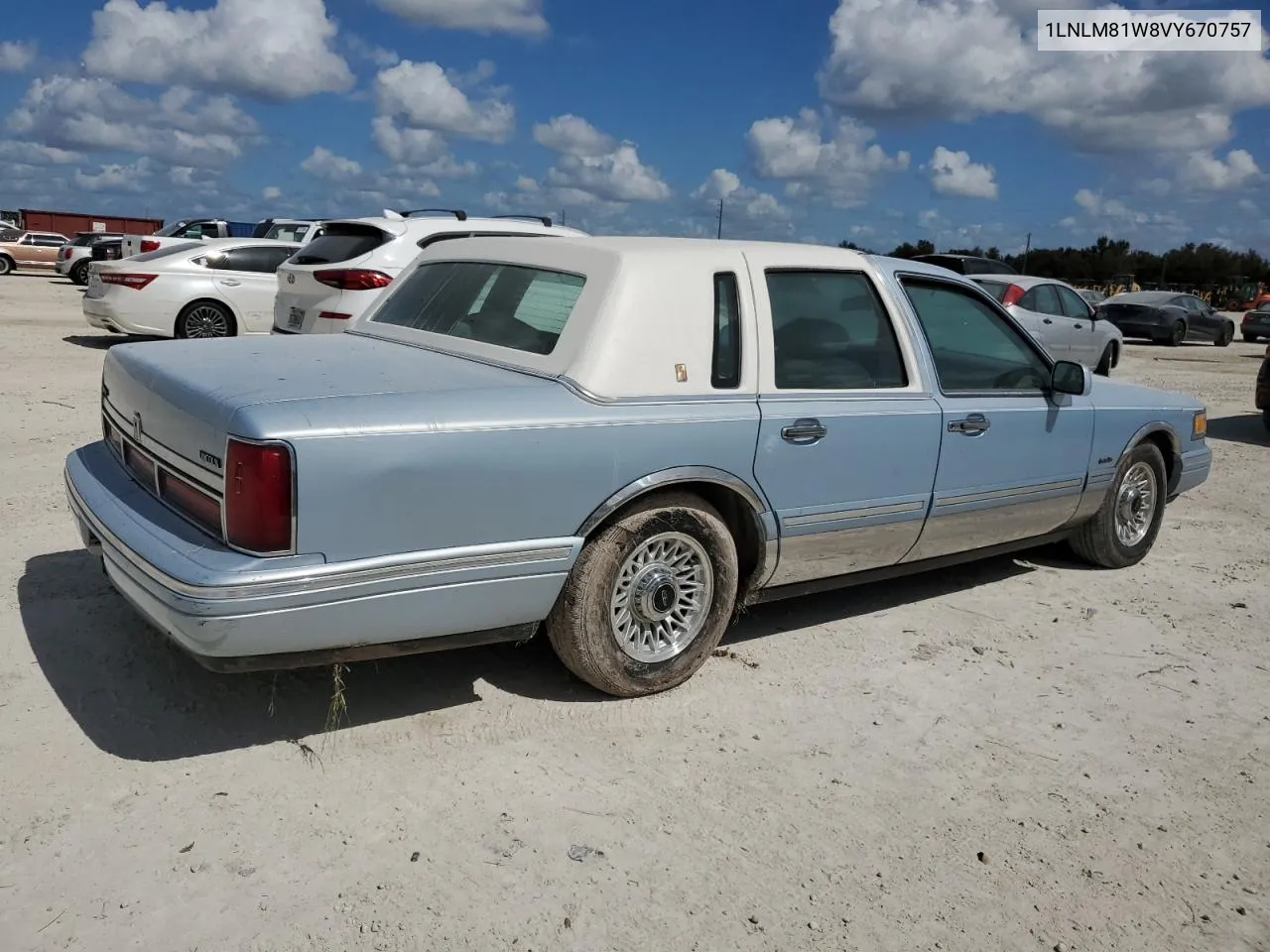 1997 Lincoln Town Car Executive VIN: 1LNLM81W8VY670757 Lot: 75278184