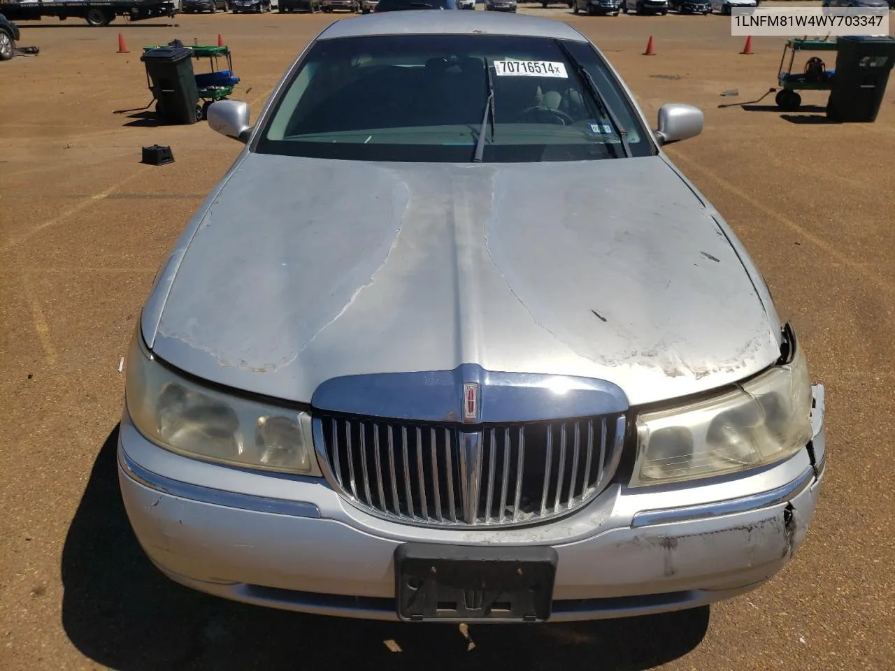 1998 Lincoln Town Car Executive VIN: 1LNFM81W4WY703347 Lot: 70716514