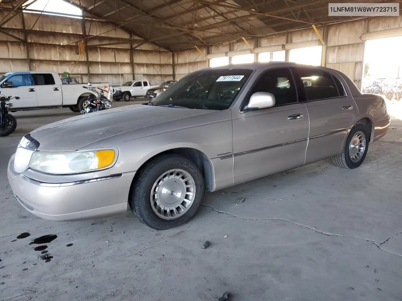 1998 Lincoln Town Car Executive VIN: 1LNFM81W8WY723715 Lot: 79717544