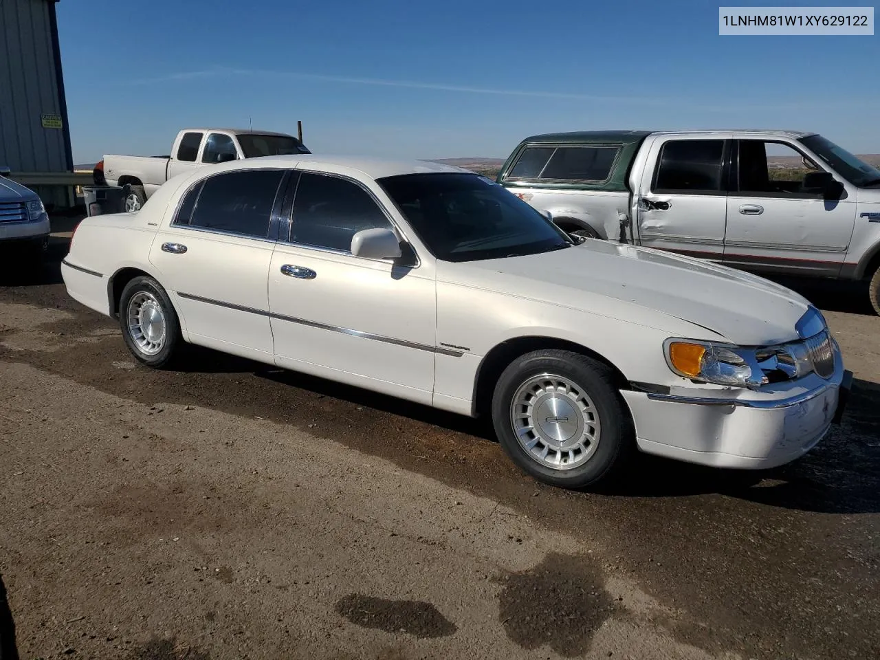 1999 Lincoln Town Car Executive VIN: 1LNHM81W1XY629122 Lot: 77230334