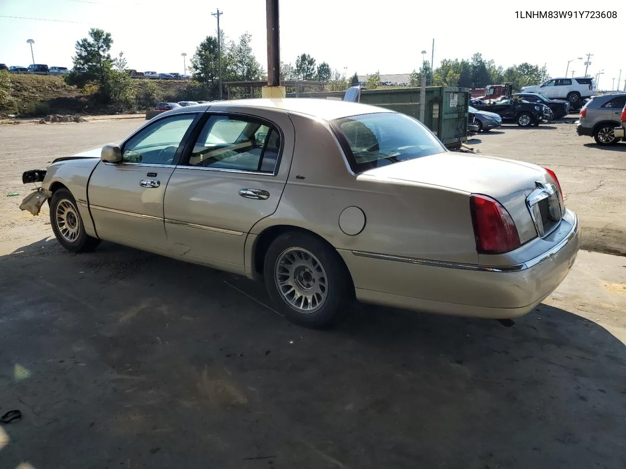 2001 Lincoln Town Car Cartier VIN: 1LNHM83W91Y723608 Lot: 73540414