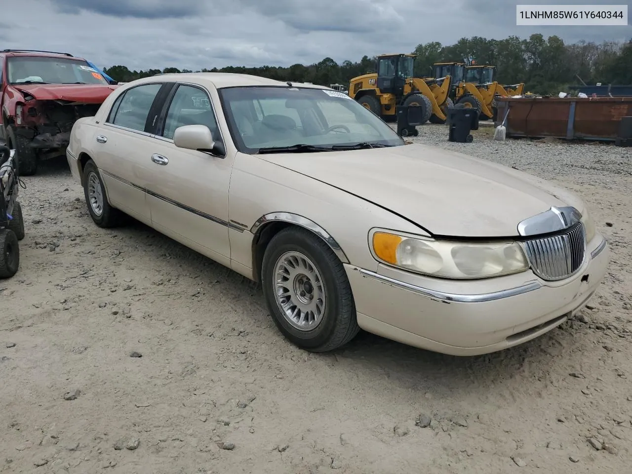 2001 Lincoln Town Car Cartier L VIN: 1LNHM85W61Y640344 Lot: 74755564