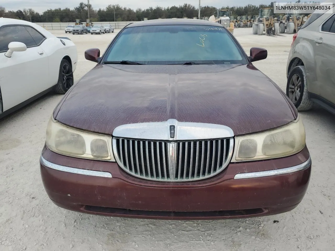 2001 Lincoln Town Car Cartier VIN: 1LNHM83W51Y648034 Lot: 75482834