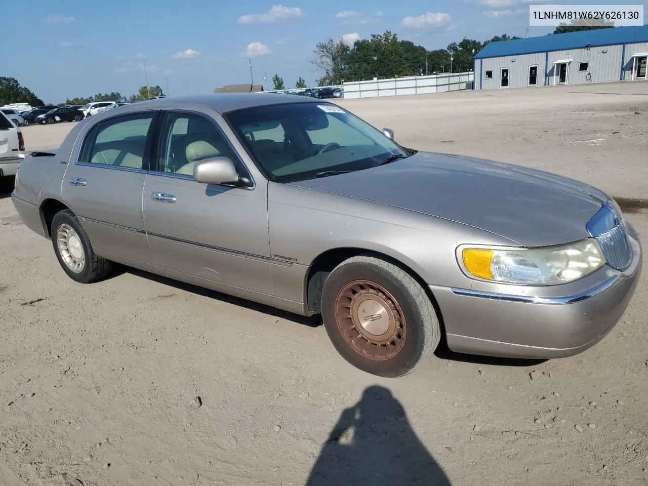 2002 Lincoln Town Car Executive VIN: 1LNHM81W62Y626130 Lot: 72423784