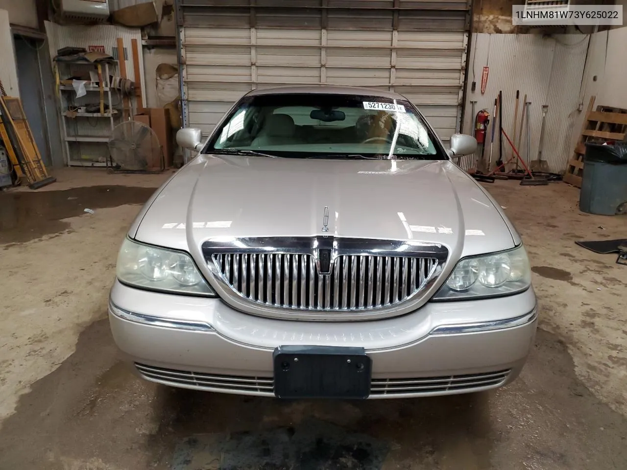 2003 Lincoln Town Car Executive VIN: 1LNHM81W73Y625022 Lot: 52712304