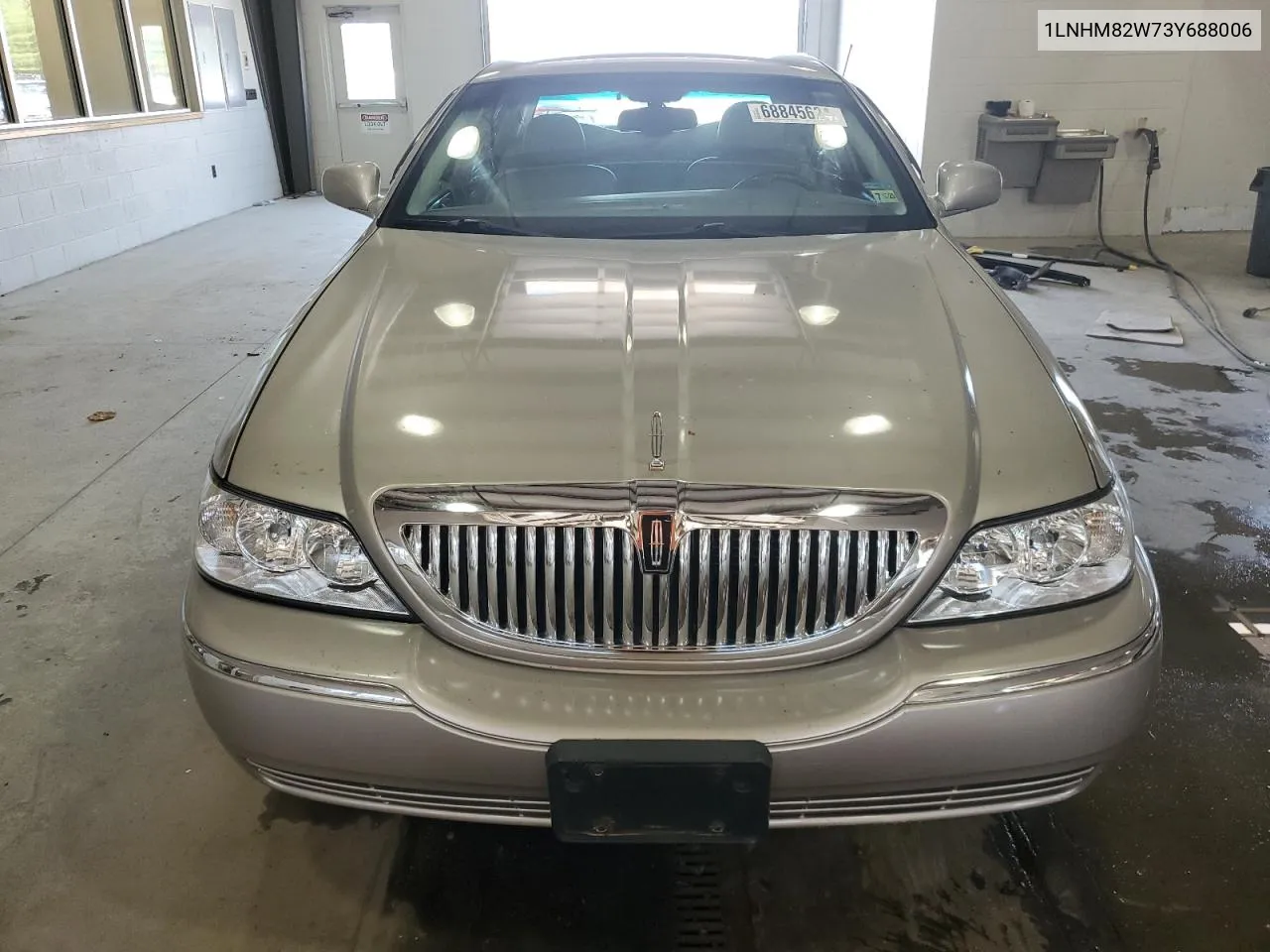 2003 Lincoln Town Car Signature VIN: 1LNHM82W73Y688006 Lot: 68845624