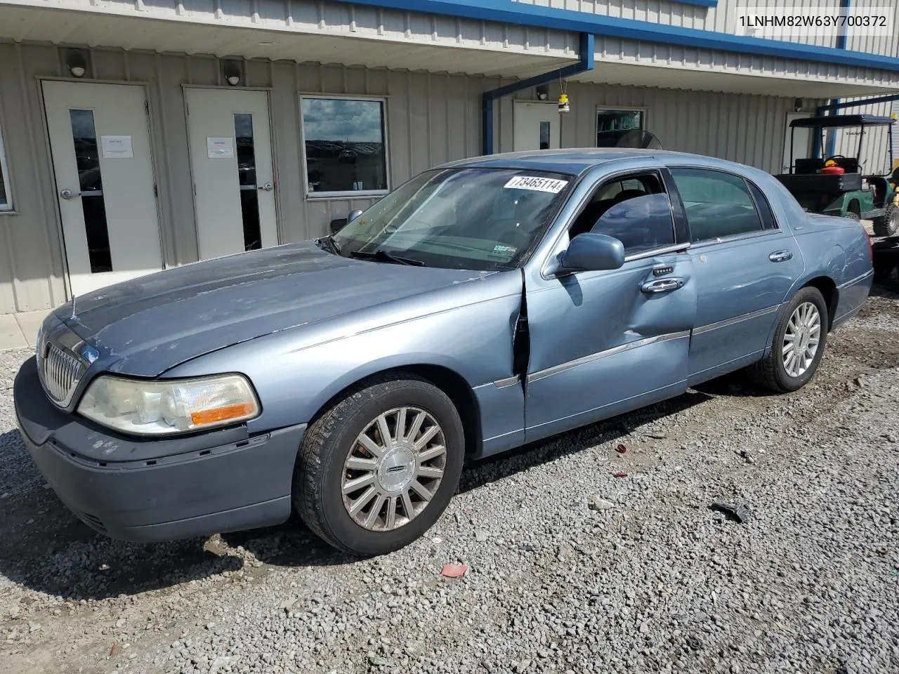 2003 Lincoln Town Car Signature VIN: 1LNHM82W63Y700372 Lot: 73465114