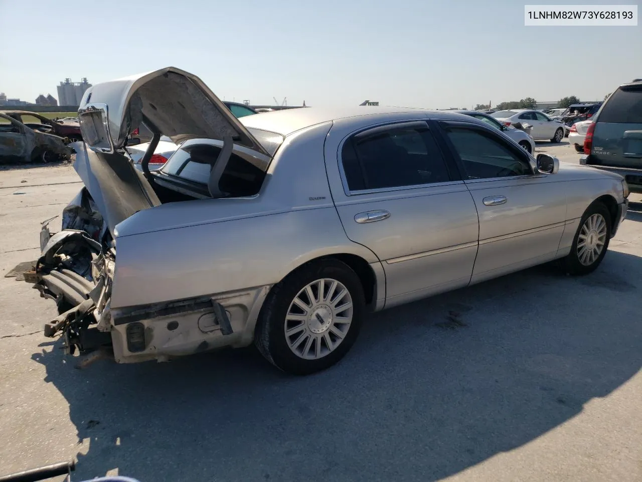 2003 Lincoln Town Car Signature VIN: 1LNHM82W73Y628193 Lot: 75222614