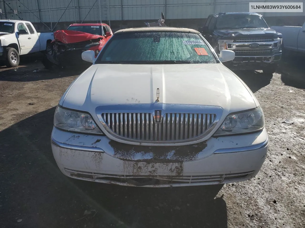 2003 Lincoln Town Car Cartier VIN: 1LNHM83W93Y600684 Lot: 77910484