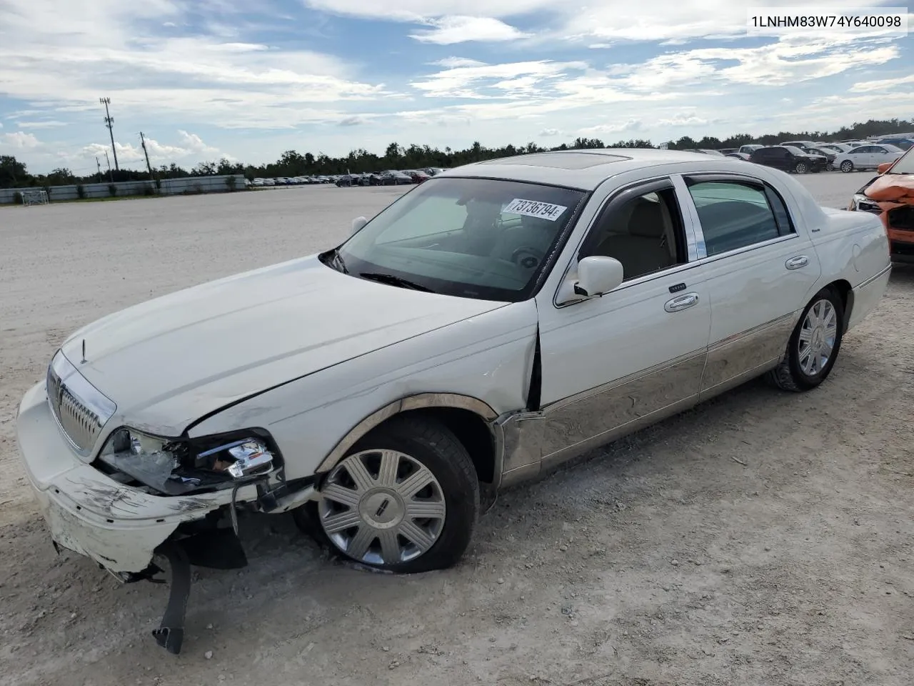 2004 Lincoln Town Car Ultimate VIN: 1LNHM83W74Y640098 Lot: 73736794