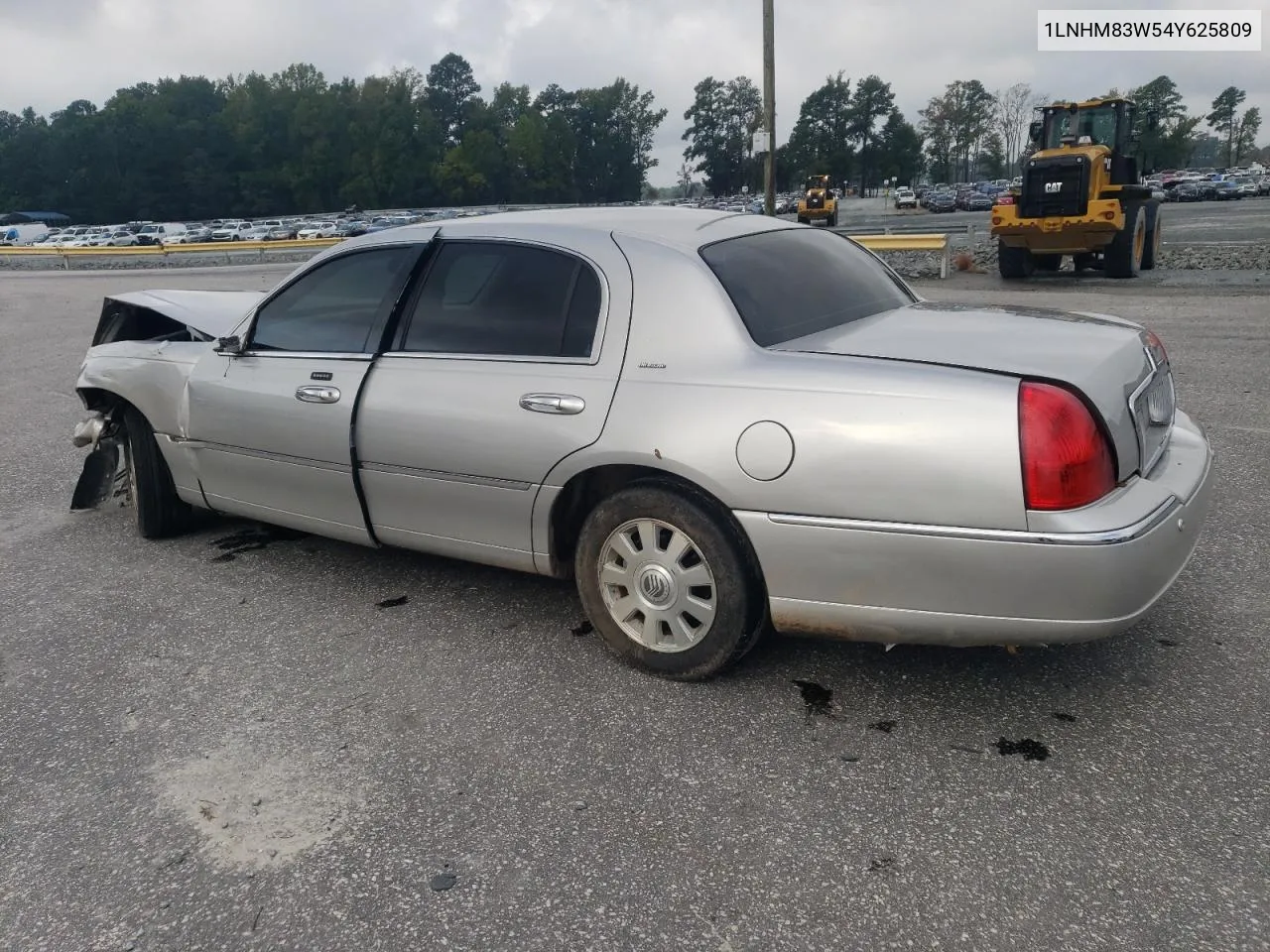 2004 Lincoln Town Car Ultimate VIN: 1LNHM83W54Y625809 Lot: 73955374