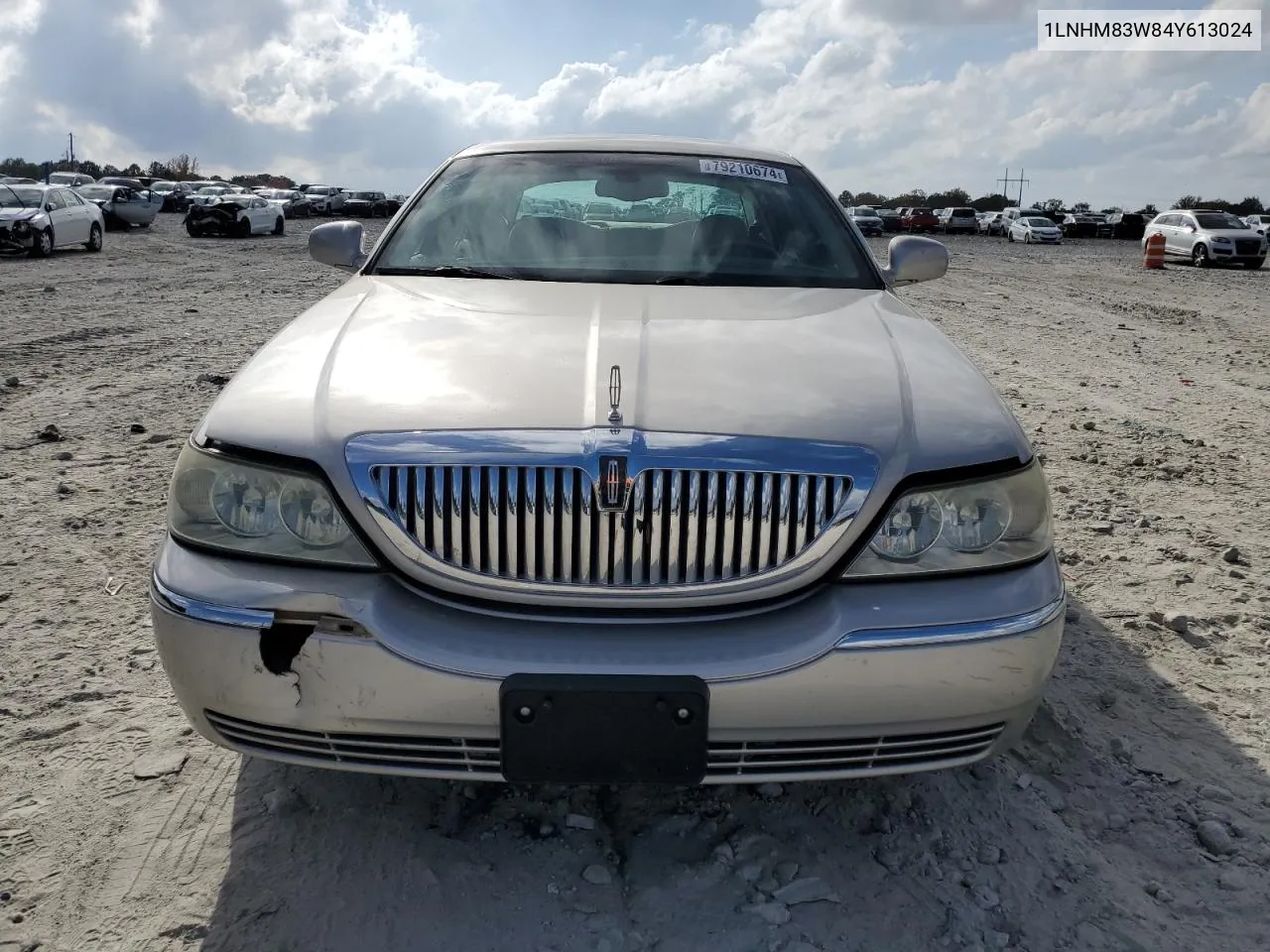 2004 Lincoln Town Car Ultimate VIN: 1LNHM83W84Y613024 Lot: 79210674